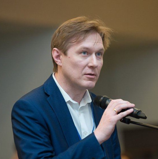Профессор: Охоботов Дмитрий Александрович